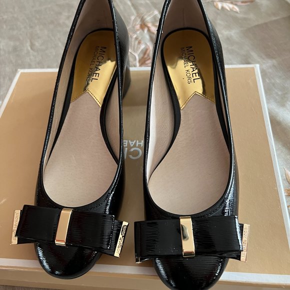 Michael Kors Patent Leather Pumps - Picture 8 of 12